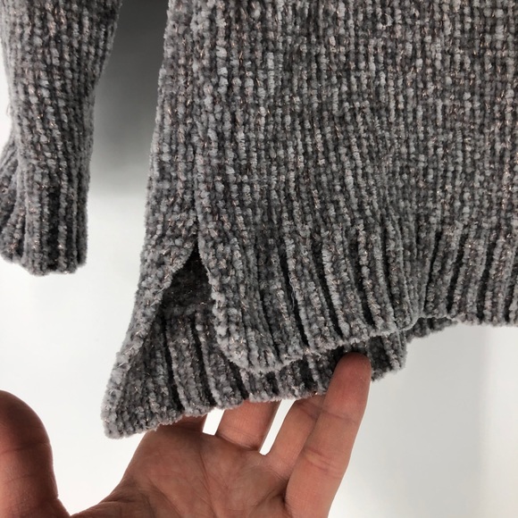 Justice Girl’s Gray Chenille Sequin Heart Sweater - Picture 7 of 8